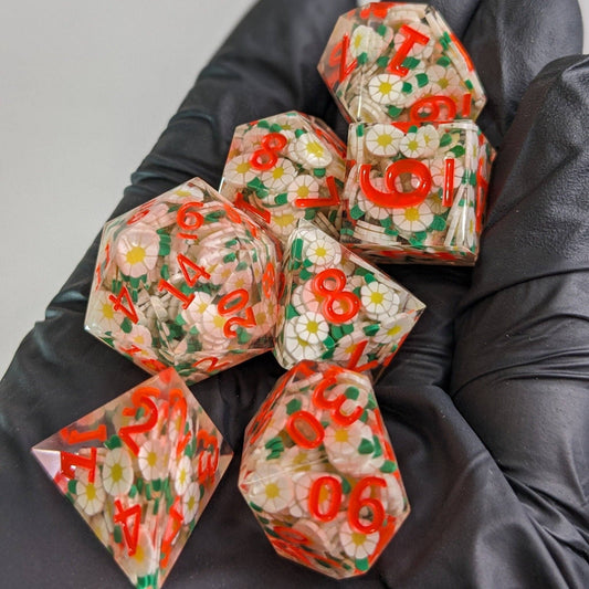 Sunshine Bloom - 7 Piece Luxury Dice Set - QuestChest
