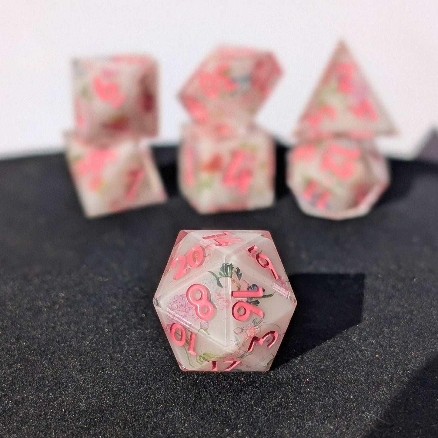 Flutterfey Bloom - 7 Piece Luxury Dice Set - QuestChest